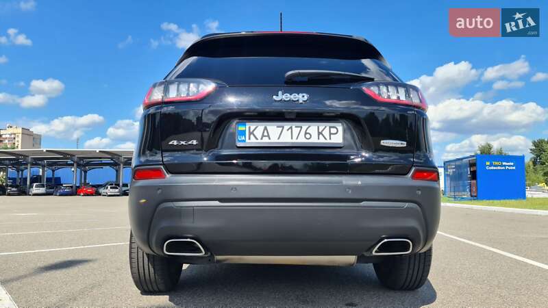 Позашляховик / Кросовер Jeep Cherokee 2021 в Києві