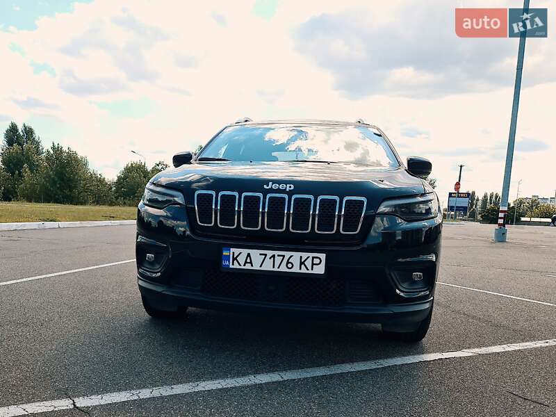 Позашляховик / Кросовер Jeep Cherokee 2021 в Києві