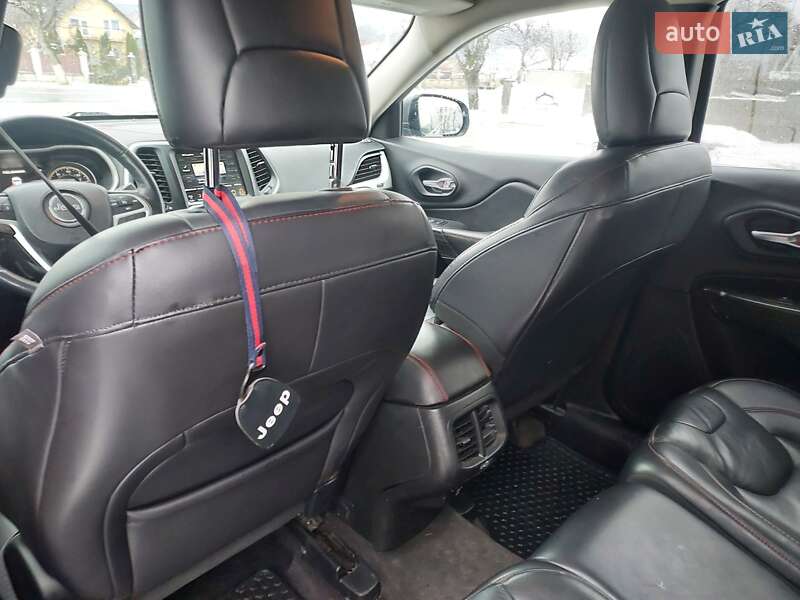 Внедорожник / Кроссовер Jeep Cherokee 2016 в Ужгороде фото 20 Внедорожник / Кроссовер Jeep Cherokee 2016 в Ужгороде