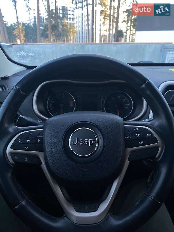Внедорожник / Кроссовер Jeep Cherokee 2015 в Ирпене фото 9 Внедорожник / Кроссовер Jeep Cherokee 2015 в Ирпене