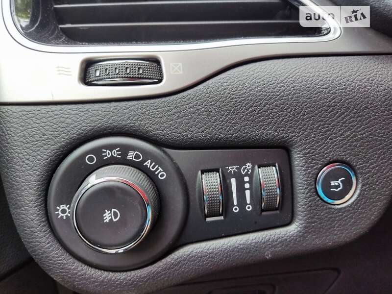 Позашляховик / Кросовер Jeep Cherokee 2018 в Києві