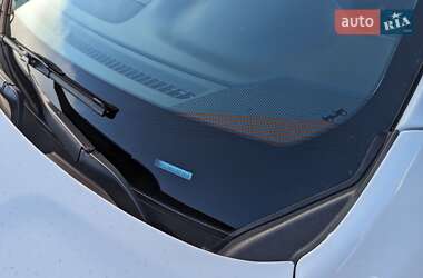 Позашляховик / Кросовер Jeep Cherokee 2019 в 