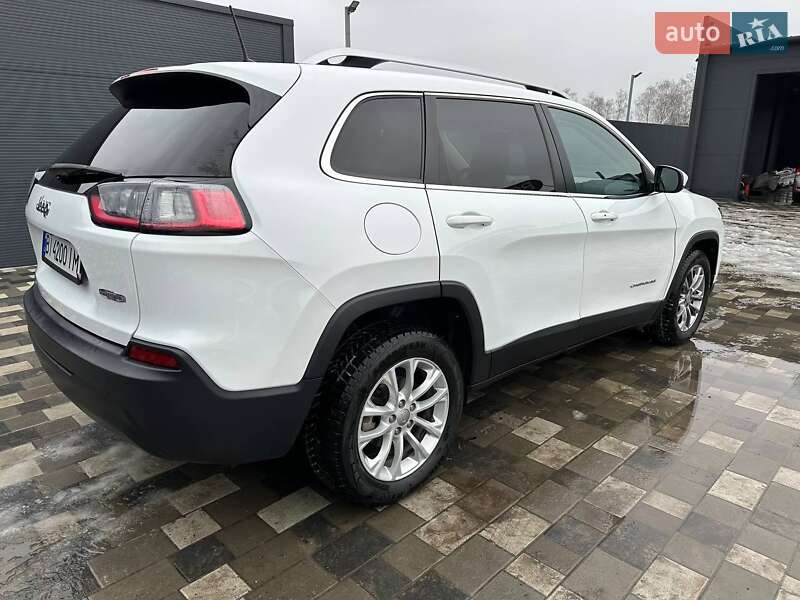 Позашляховик / Кросовер Jeep Cherokee 2018 в Семенівці