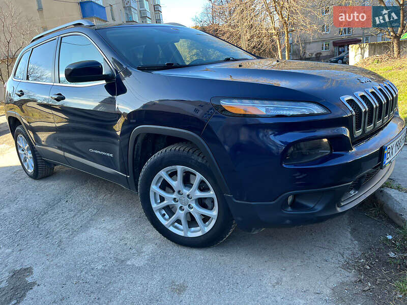 Позашляховик / Кросовер Jeep Cherokee 2015 в Кам'янець-Подільському