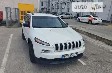 Позашляховик / Кросовер Jeep Cherokee 2016 в Львові