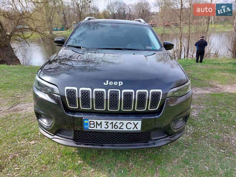 Внедорожник / Кроссовер Jeep Cherokee 2019 в Киеве