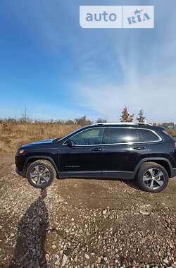 Внедорожник / Кроссовер Jeep Cherokee 2018 в Киеве