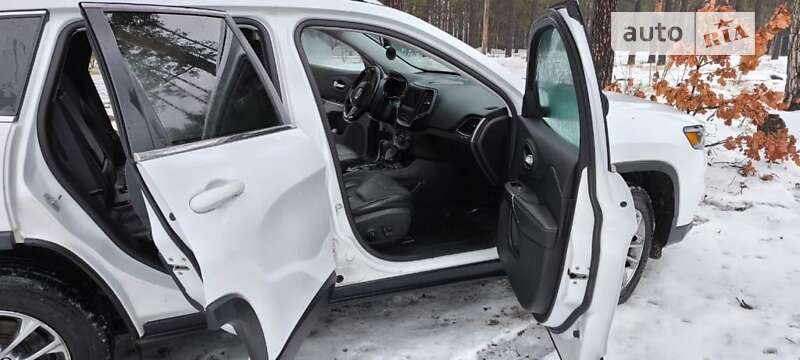 Внедорожник / Кроссовер Jeep Cherokee 2020 в Киеве