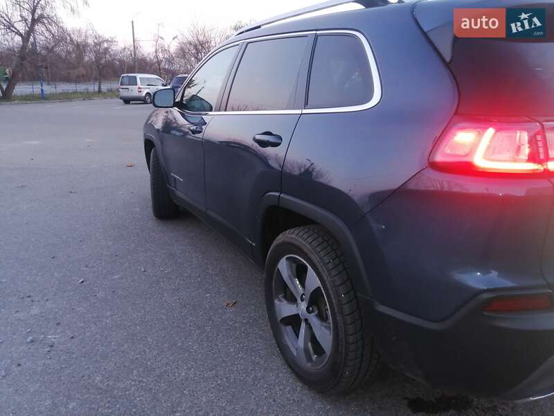 Позашляховик / Кросовер Jeep Cherokee 2019 в Білій Церкві