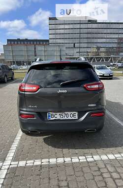 Внедорожник / Кроссовер Jeep Cherokee 2015 в Львове