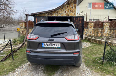 Внедорожник / Кроссовер Jeep Cherokee 2019 в Томашполе