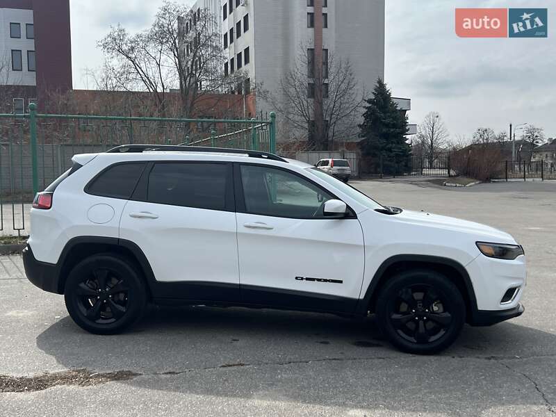 Внедорожник / Кроссовер Jeep Cherokee 2019 в Харькове