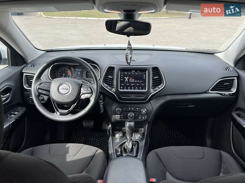 Внедорожник / Кроссовер Jeep Cherokee 2019 в Харькове