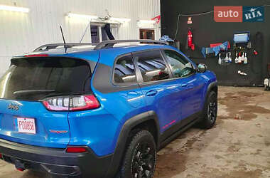 Внедорожник / Кроссовер Jeep Cherokee 2019 в Киеве