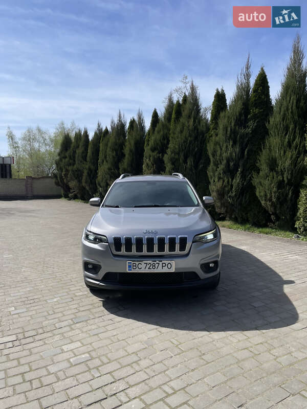 Внедорожник / Кроссовер Jeep Cherokee 2018 в Самборе фото 10 Внедорожник / Кроссовер Jeep Cherokee 2018 в Самборе