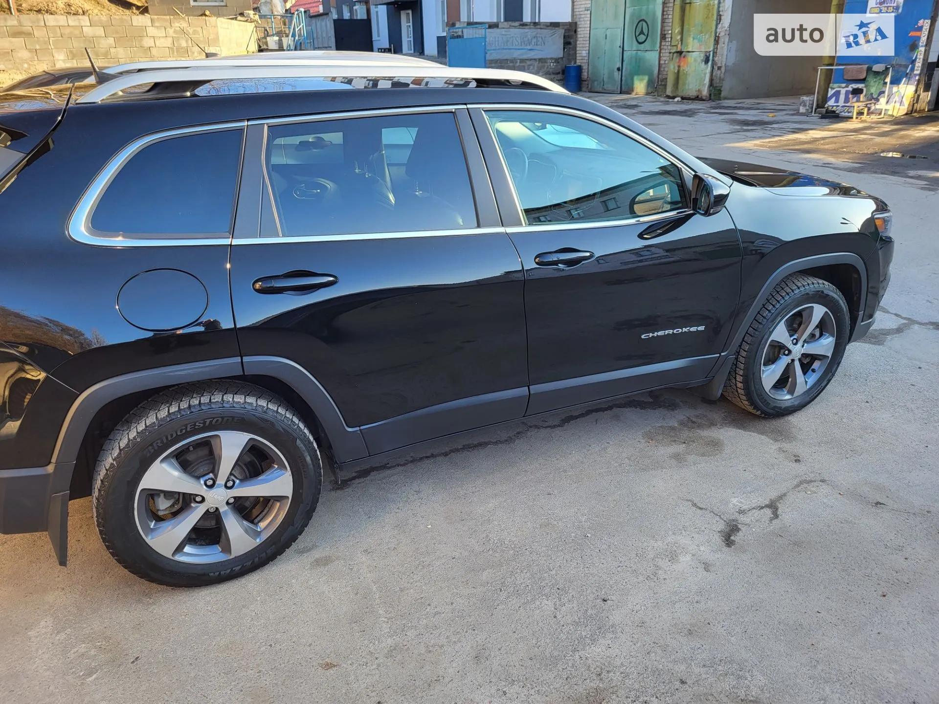 2018 Jeep Cherokee - мініатюра 8