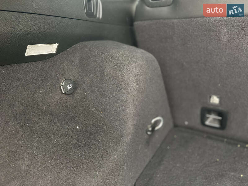 Внедорожник / Кроссовер Jeep Cherokee 2019 в Киеве фото 57 Внедорожник / Кроссовер Jeep Cherokee 2019 в Киеве