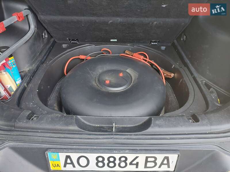 Внедорожник / Кроссовер Jeep Cherokee 2016 в Ужгороде фото 34 Внедорожник / Кроссовер Jeep Cherokee 2016 в Ужгороде