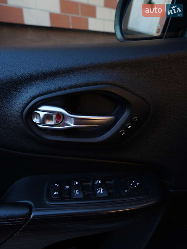 Позашляховик / Кросовер Jeep Cherokee 2014 в Хмельницькому