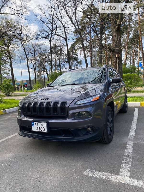 Внедорожник / Кроссовер Jeep Cherokee 2017 в Буче