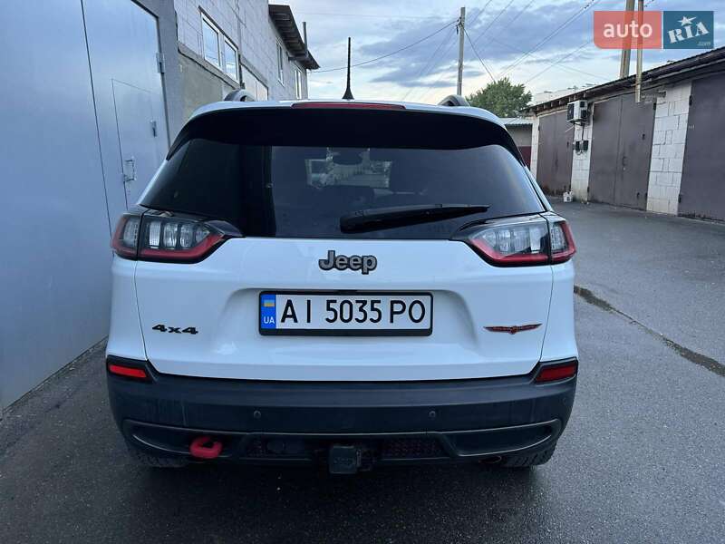 Внедорожник / Кроссовер Jeep Cherokee 2018 в Киеве