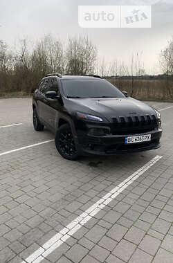 Внедорожник / Кроссовер Jeep Cherokee 2015 в Пустомытах