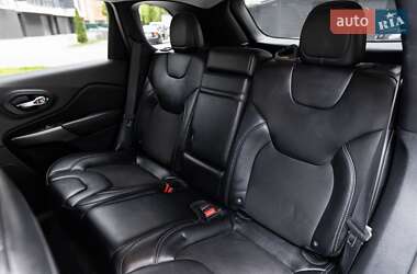 Внедорожник / Кроссовер Jeep Cherokee 2018 в Ивано-Франковске