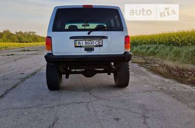 Позашляховик / Кросовер Jeep Cherokee 1998 в Києві