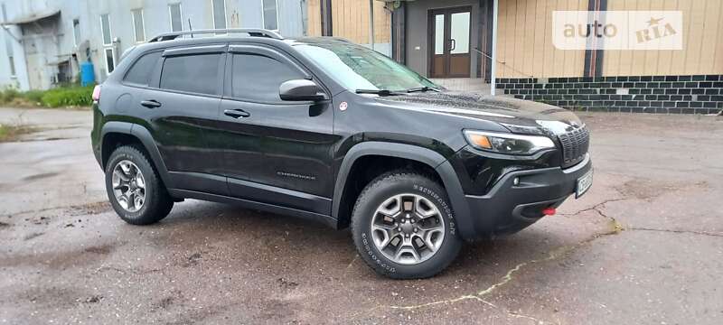 Внедорожник / Кроссовер Jeep Cherokee 2019 в Чернигове