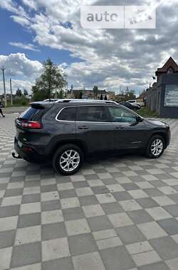 Позашляховик / Кросовер Jeep Cherokee 2015 в Львові