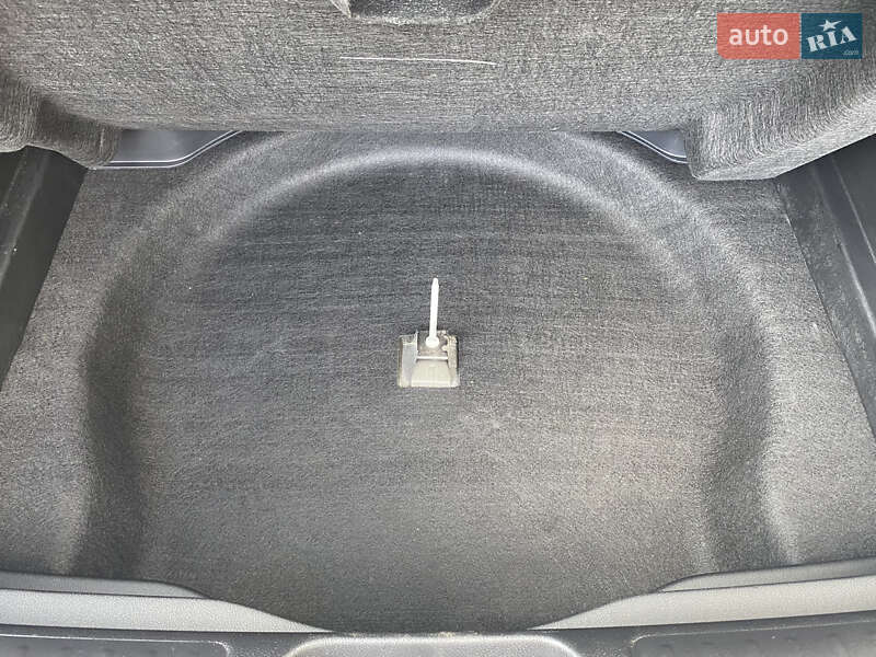 Позашляховик / Кросовер Jeep Cherokee 2019 в Софіївській Борщагівці