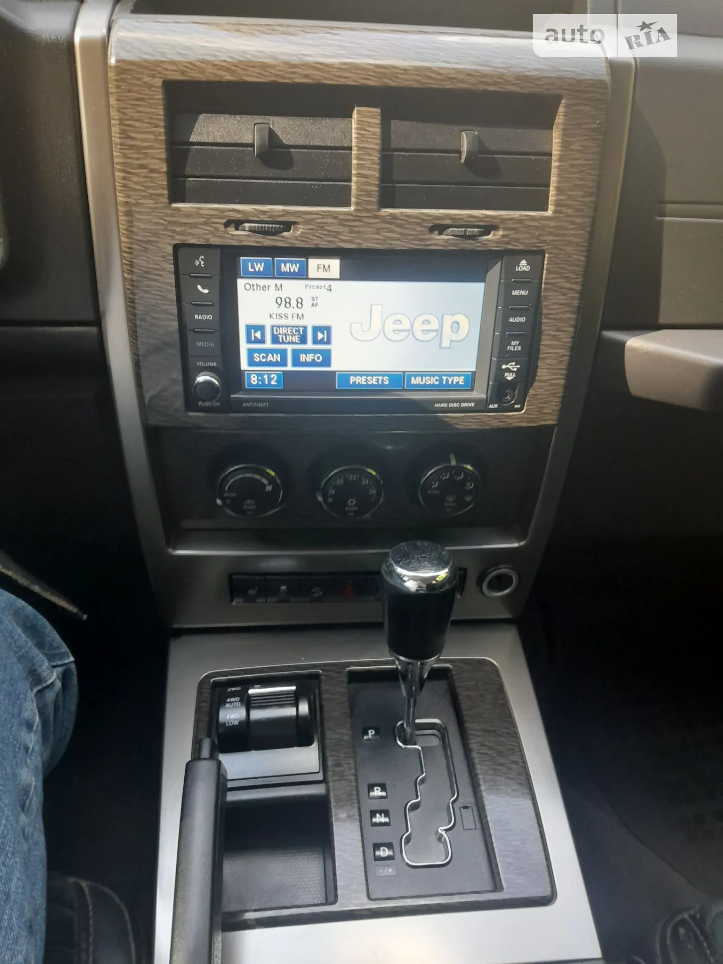 2011 Jeep Cherokee - мініатюра 14