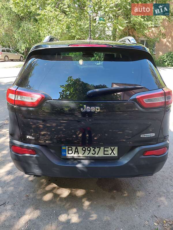 Позашляховик / Кросовер Jeep Cherokee 2015 в Кропивницькому