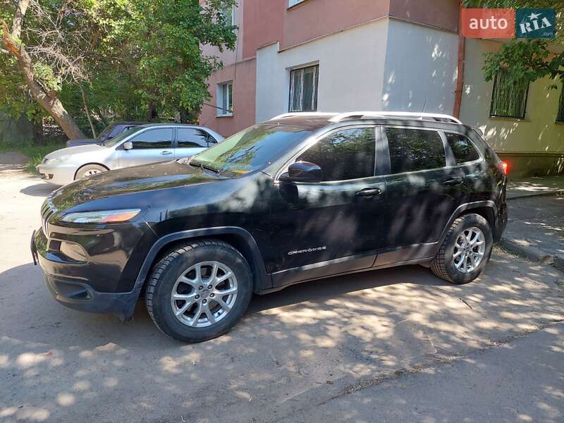 Позашляховик / Кросовер Jeep Cherokee 2015 в Кропивницькому