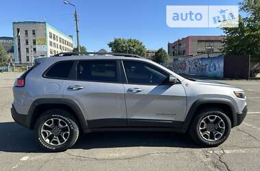 Внедорожник / Кроссовер Jeep Cherokee 2019 в Киеве