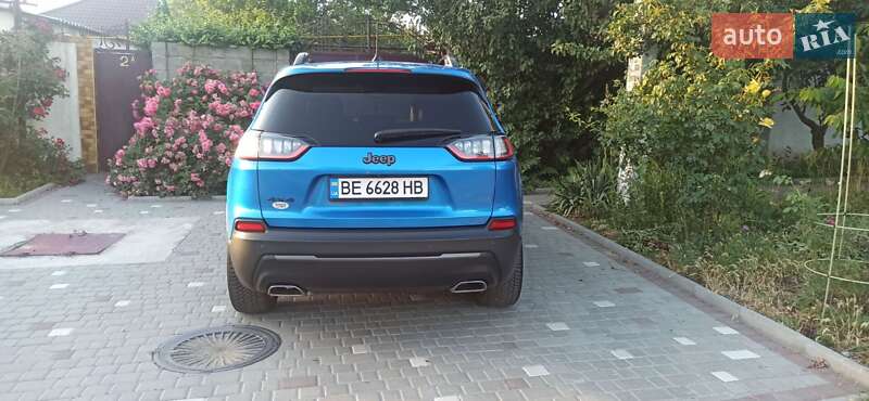 Позашляховик / Кросовер Jeep Cherokee 2021 в Миколаєві