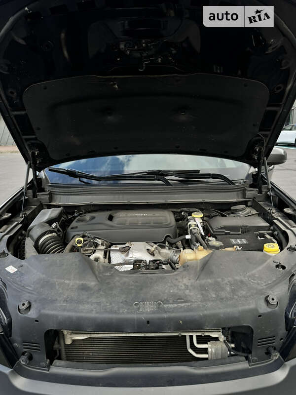 Внедорожник / Кроссовер Jeep Cherokee 2018 в Львове