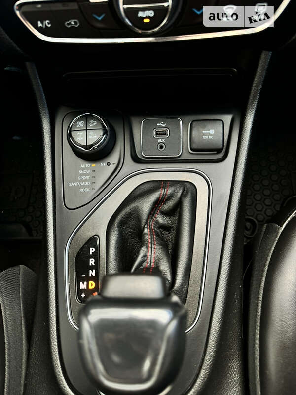 Внедорожник / Кроссовер Jeep Cherokee 2018 в Львове