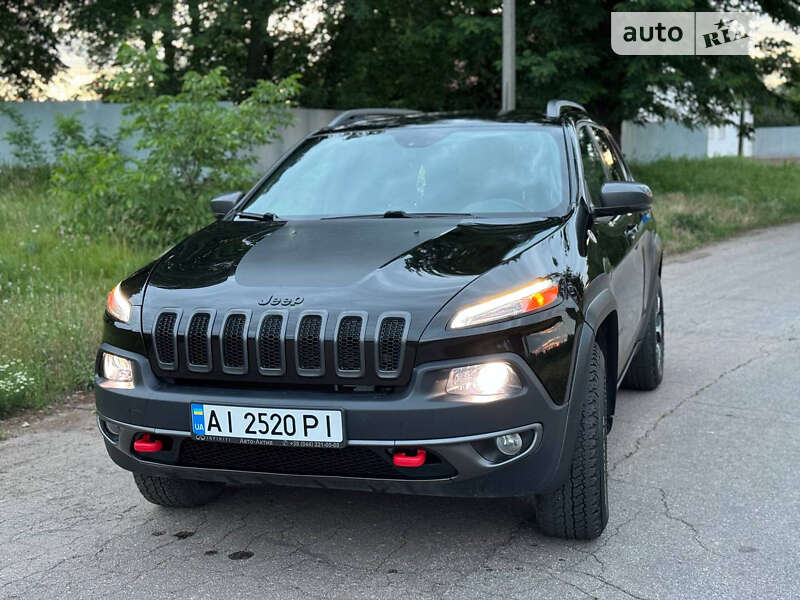 Позашляховик / Кросовер Jeep Cherokee 2017 в Переяславі