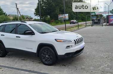 Позашляховик / Кросовер Jeep Cherokee 2015 в Івано-Франківську