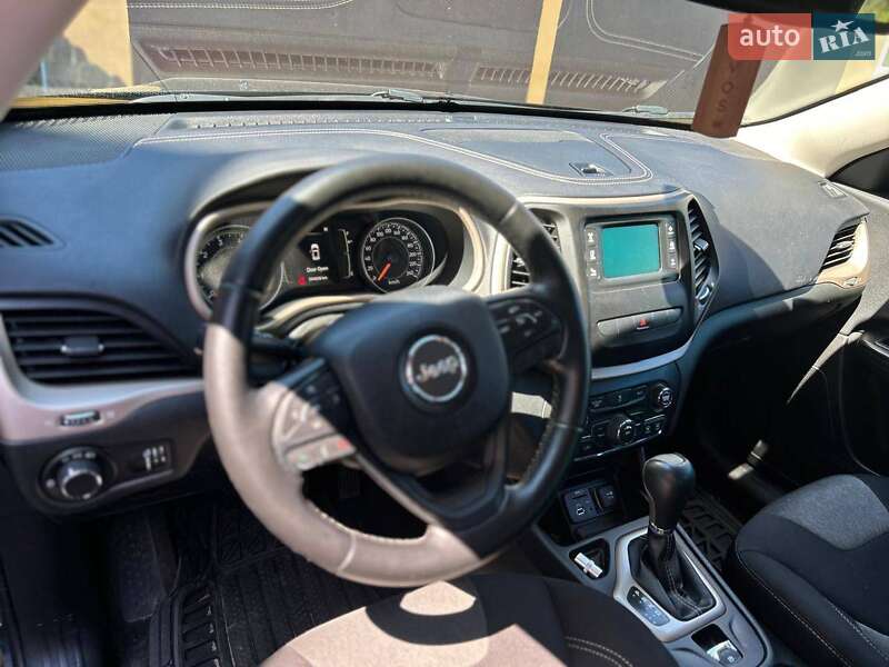 Внедорожник / Кроссовер Jeep Cherokee 2014 в Львове фото 11 Внедорожник / Кроссовер Jeep Cherokee 2014 в Львове