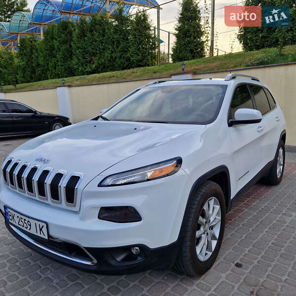 Внедорожник / Кроссовер Jeep Cherokee 2017 в Остроге