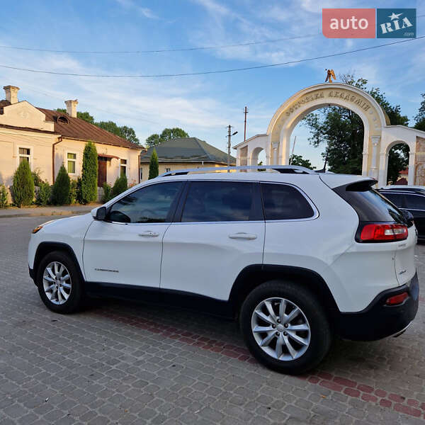 Внедорожник / Кроссовер Jeep Cherokee 2017 в Остроге