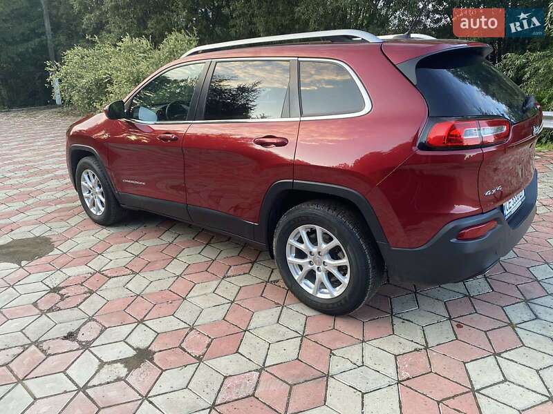 Позашляховик / Кросовер Jeep Cherokee 2015 в Чернівцях