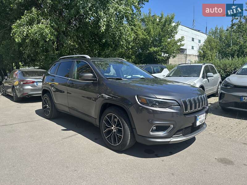Внедорожник / Кроссовер Jeep Cherokee 2019 в Киеве фото 13 Внедорожник / Кроссовер Jeep Cherokee 2019 в Киеве