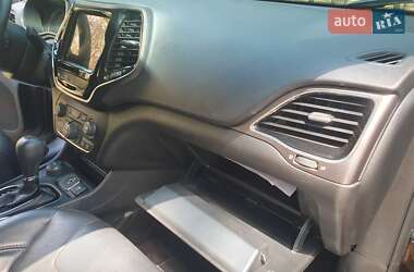 Внедорожник / Кроссовер Jeep Cherokee 2018 в Сумах