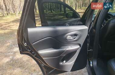 Внедорожник / Кроссовер Jeep Cherokee 2018 в Сумах