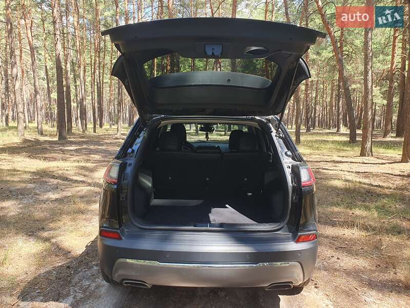 Позашляховик / Кросовер Jeep Cherokee 2018 в Сумах фото 21 Позашляховик / Кросовер Jeep Cherokee 2018 в Сумах