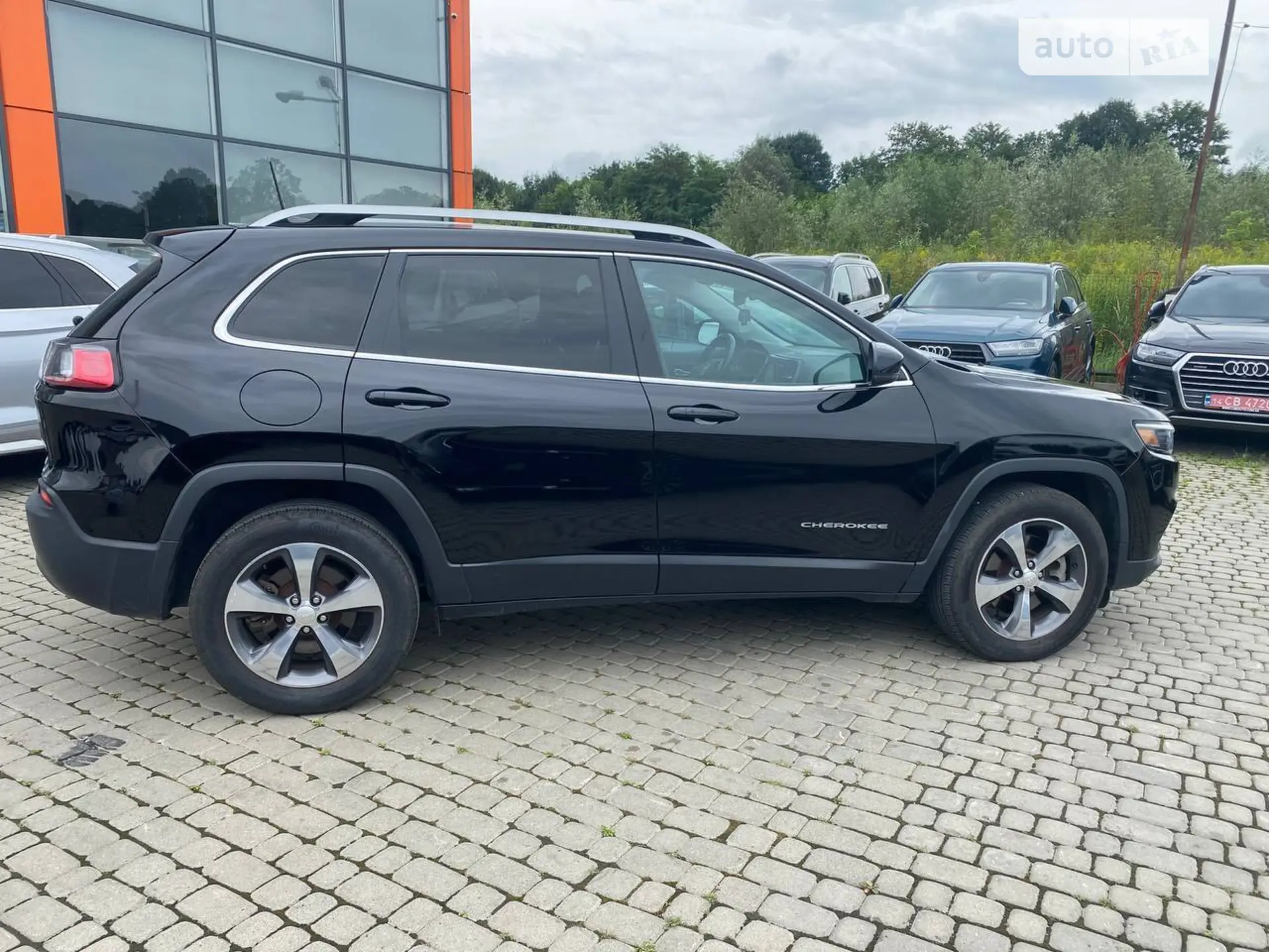 2018 Jeep Cherokee - мініатюра 8