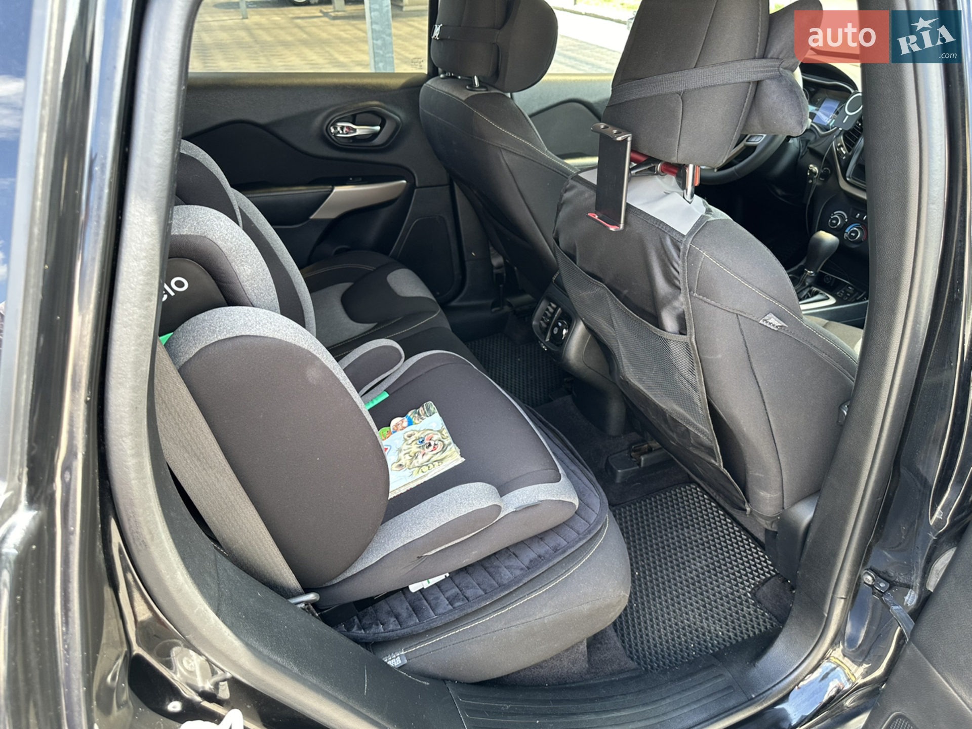 2017 Jeep Cherokee - мініатюра 20